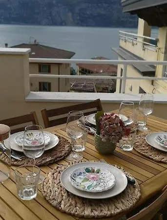 La Terrazza Sul Lago *