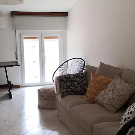 La Terrazza Sul Lago Apartment *