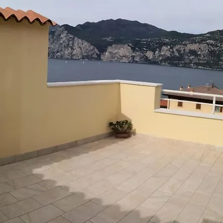 La Terrazza Sul Lago *